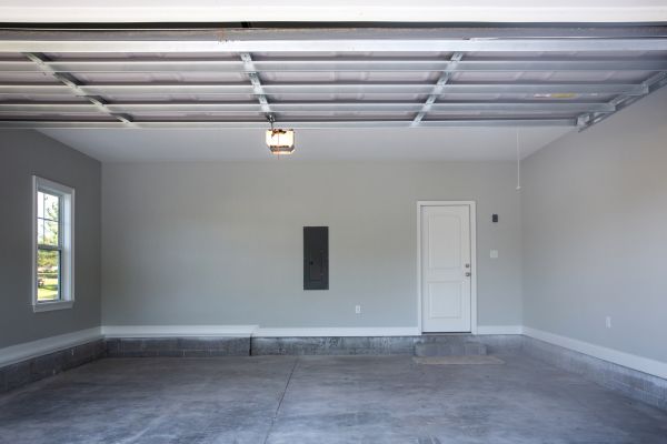 Garage Concrete Installation in Rome