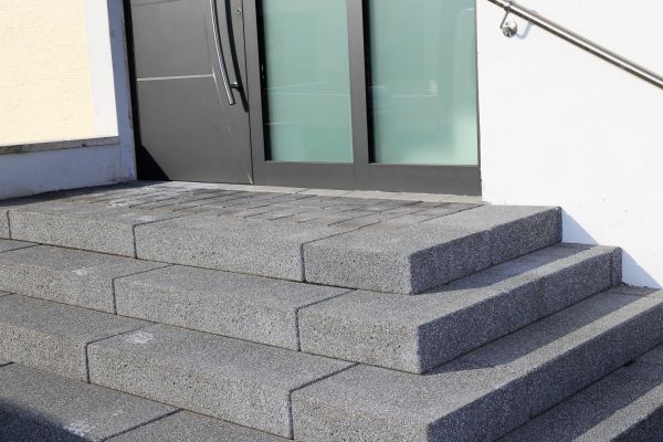 Cost of Custom Steps Installation in Rome
