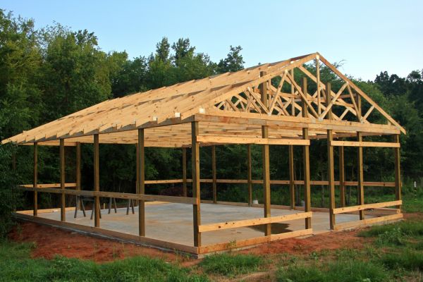 Barn Pad Installation in Rome